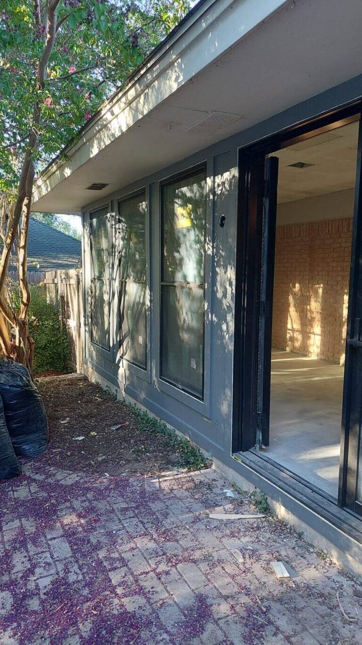 Outdoor and exterior by Southern Home Remodeling in Arlington, TX, photo 14