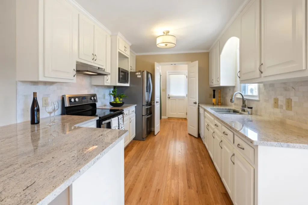 Modern kitchen remodel with new cabinets and quartz countertops in Hurst TX home