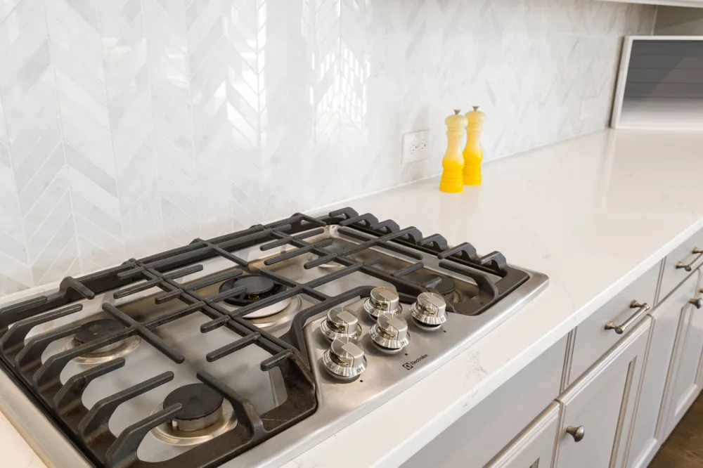 Subway tile backsplash installed in a newly remodeled kitchen in Arlington Texas